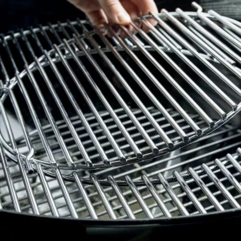 Master-Touch 22 In. Charcoal Grill in Black with Built-In Thermometer