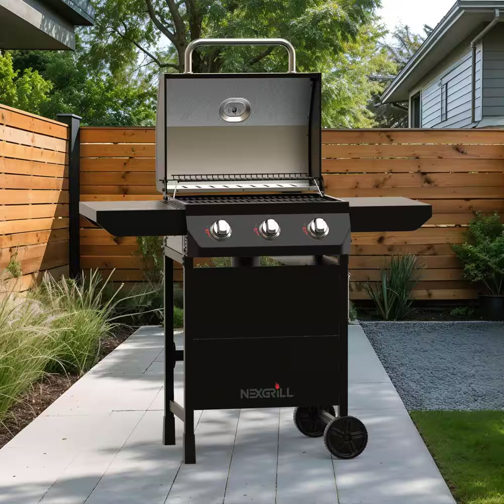 3 Burner Liquid Propane Gas Grill in Black