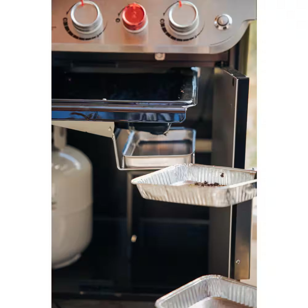 Genesis E-435 4-Burner Natural Gas Grill in Black with Side Burner